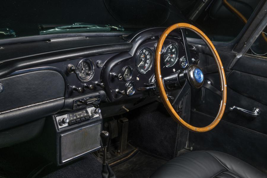 Торпедо Aston Martin DB4 GT 1959 года  (UK) (фото 25 из 42)
